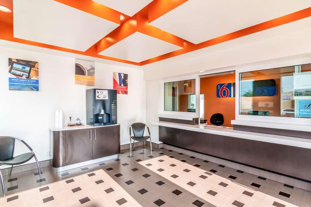 Motel 6 Bell Gardens Intérieur photo