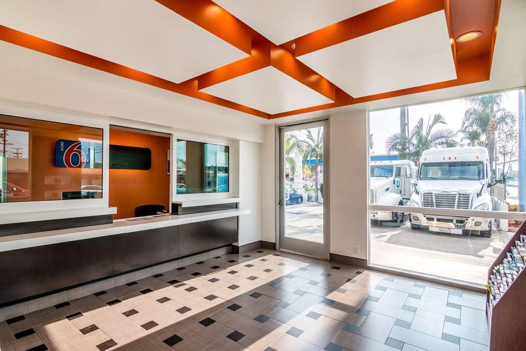 Motel 6 Bell Gardens Intérieur photo