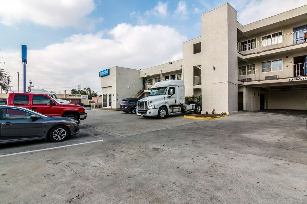 Motel 6 Bell Gardens Extérieur photo