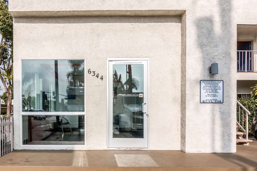Motel 6 Bell Gardens Extérieur photo