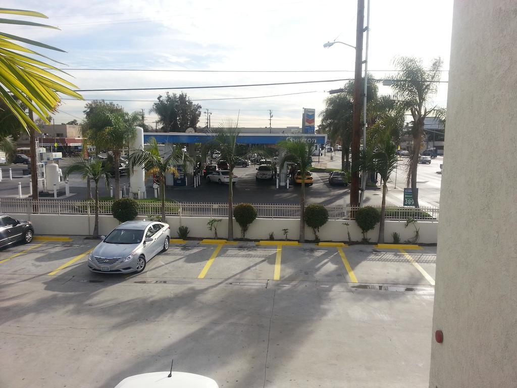Motel 6 Bell Gardens Extérieur photo
