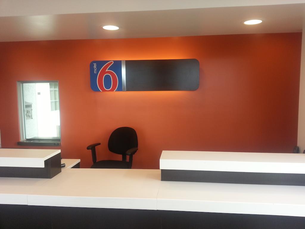 Motel 6 Bell Gardens Extérieur photo